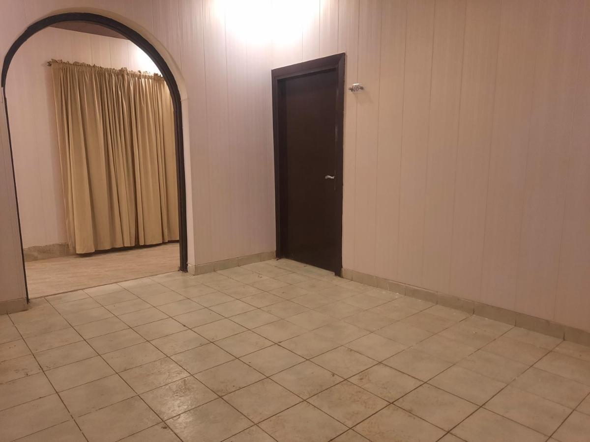 Royal Fort Executive Hotel Gulberg Lahore Esterno foto